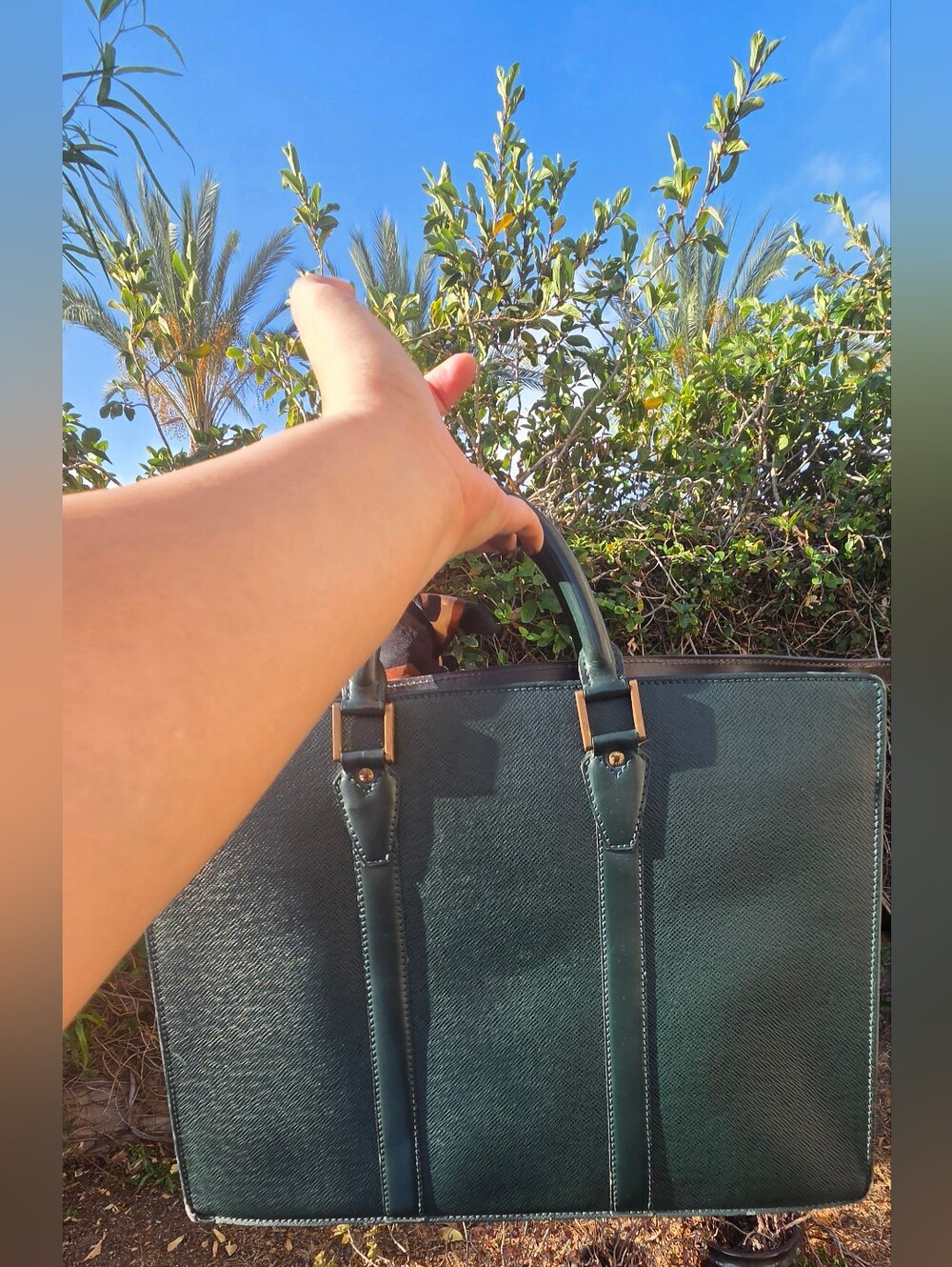 Louis Vuitton Green TAIGA Leather Laptop Bag W/FLAWS/Scarf & Charm Not Included